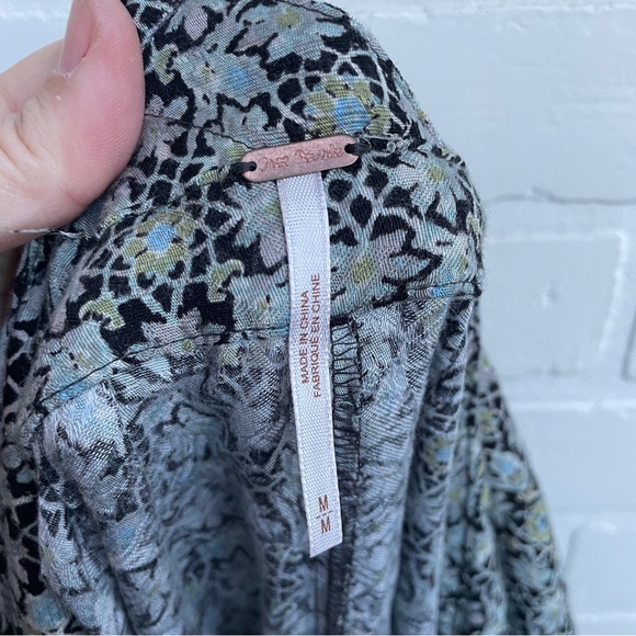 Free People spaghetti strap Women's Floral Jumpsuit - Picture 6 of 7